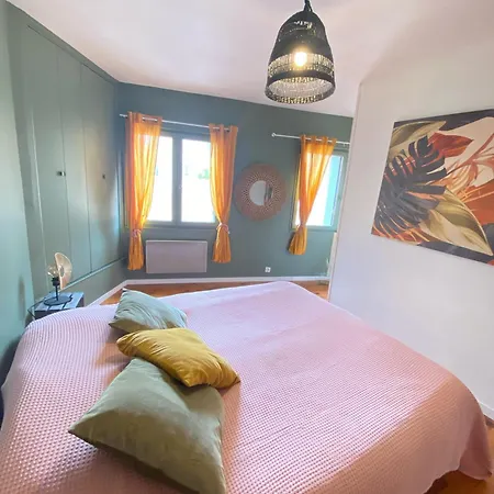 בית נופש Maison De L'ancienne Porte Neuve נרבון